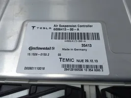 Tesla Model S Centralina sospensioni pneumatiche (posteriore) 600641300A