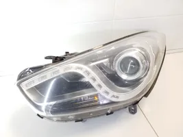 Hyundai i40 Lampa przednia 921013ZXXX