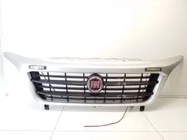 Fiat Ducato Front bumper upper radiator grill 18072151