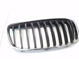 BMW 2 F45 Maskownica / Grill / Atrapa górna chłodnicy 51137379613