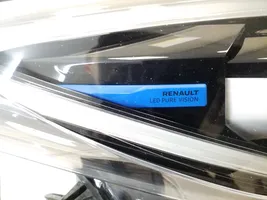 Renault Zoe Lampa przednia 260102384R