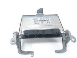 Toyota Corolla E120 E130 Komputer / Sterownik ECU silnika 0261207411