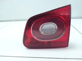 Volkswagen Tiguan Lampy tylnej klapy bagażnika 5N0945094