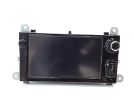 Renault Clio IV Panel / Radioodtwarzacz CD/DVD/GPS 281155249R