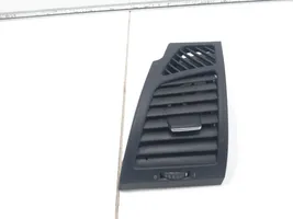 BMW X1 E84 Dysze / Kratki środkowego nawiewu deski rozdzielczej P0101171