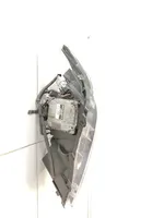 Toyota Prius (XW30) Lampa przednia E11005341