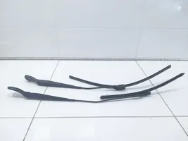 BMW 2 F45 Front wiper blade arm 61617335963