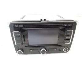 Volkswagen Tiguan Panel / Radioodtwarzacz CD/DVD/GPS 2K0035279C