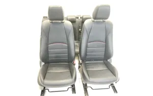 Mazda CX-3 Sitze komplett 