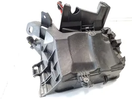 Mercedes-Benz A W176 Module de fusibles A2465403803