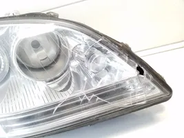 Mercedes-Benz ML W164 Lampa przednia A0038205826