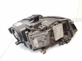 Audi A4 S4 B8 8K Lampa przednia 8K0942003C