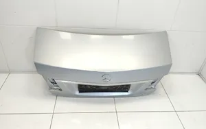 Mercedes-Benz E W212 Takaluukun/tavaratilan kansi 