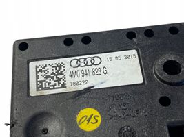 Audi Q7 4M Ramka / Moduł bezpieczników 4m0941828G