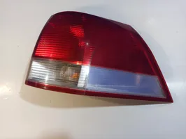 Opel Vectra C Aizmugurējais lukturis virsbūvē 24469462