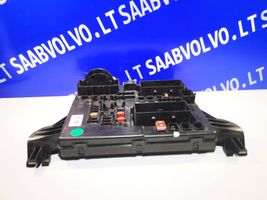 Saab 9-5 Boîte à fusibles 13277321