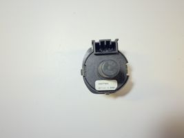 Volvo V50 Passenger airbag on/off switch 08697008