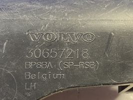 Volvo C70 Support de coin de pare-chocs 31323158