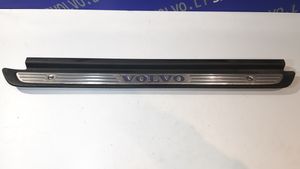 Volvo S40, V40 Garniture de jupe latérale arrière 30818422