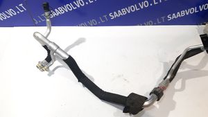Volvo XC70 Air conditioning (A/C) pipe/hose 31267980