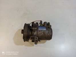 Saab 900 Ilmastointilaitteen kompressorin pumppu (A/C) 4759148