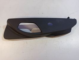 Volvo V60 Cornice di rivestimento della regolazione del sedile della portiera anteriore P39834787