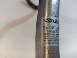 Volvo V60 Rura wlewu paliwa 31321743