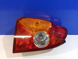 Hyundai Terracan Aizmugurējais lukturis virsbūvē 8738078