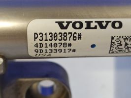 Volvo V60 Listwa wtryskowa 31303876