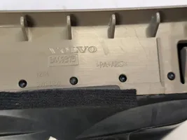 Volvo V70 Copertura griglia di ventilazione cruscotto 3409375