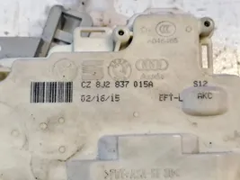 Audi A5 Priekšpusē slēdzene 8J283701A