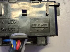 Nissan Pixo Istuimen lämmityksen kytkin SWITCH