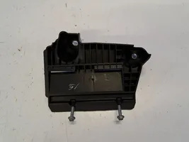 Ford Fusion II Batteriehalterung DG9310663