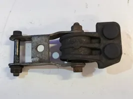 Volvo XC90 Supporto di montaggio del motore 30680750