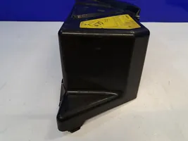 Volvo V70 Coperchio/tappo della scatola vassoio della batteria 8622335