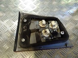 Opel Vectra C Lampy tylnej klapy bagażnika 24469464