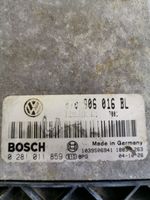 Volkswagen Touareg I Variklio valdymo blokas 070906016BL