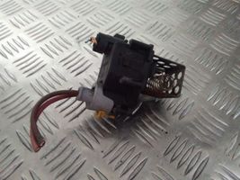 Citroen C4 I Jäähdytyspuhaltimen rele 9658508980