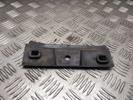 Audi A2 Supporto di montaggio del parafango 8Z0821236