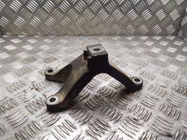 Mazda 3 I Gearbox mounting bracket 