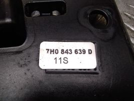 Volkswagen Multivan T5 Other exterior part 7H0843639D