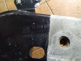 Opel Meriva B Sivujäähdyttimen tuen suojapaneeli 13270861