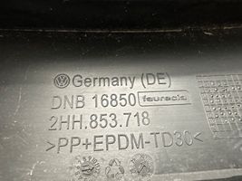 Volkswagen Amarok Listwa / Nakładka na błotnik przedni 2HH853718