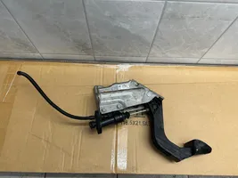 Volkswagen Amarok Główny cylinder sprzęgła 2h0721059B