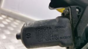 Toyota Avensis T270 Mécanisme de lève-vitre avec moteur 8570102010