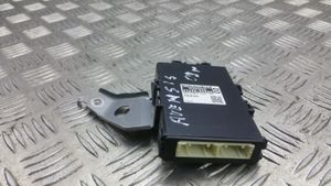 Toyota Avensis T270 Komputer / Sterownik ECU silnika 8969005040