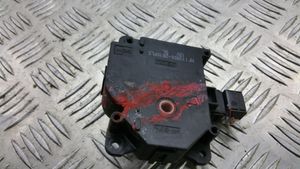 Toyota Avensis T270 Motor/activador trampilla de calefacción MF1138002B10PLS