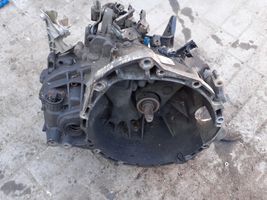 Nissan Almera Tino Scatola del cambio manuale a 6 velocità 7701717775