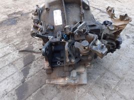 Nissan Almera Tino Scatola del cambio manuale a 6 velocità 7701717775