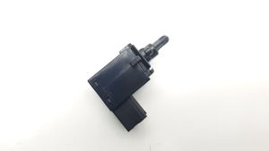 Chevrolet Captiva Clutch pedal sensor 